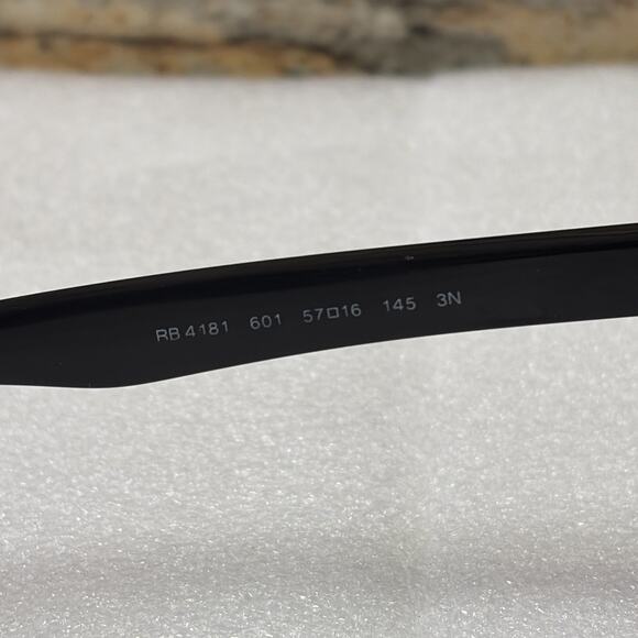 Ray-Ban Wayfarer RB2140 Sunglasses Gloss Black Frame And Lens - Picture 4 of 5